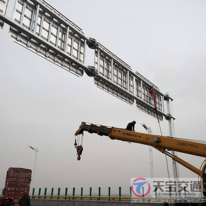 綦江高速公路标志杆厂家 指引着人们安全行驶